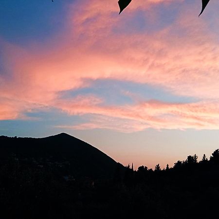 Lily Home_Lefkada ~ Private Country House Kondaraina ภายนอก รูปภาพ