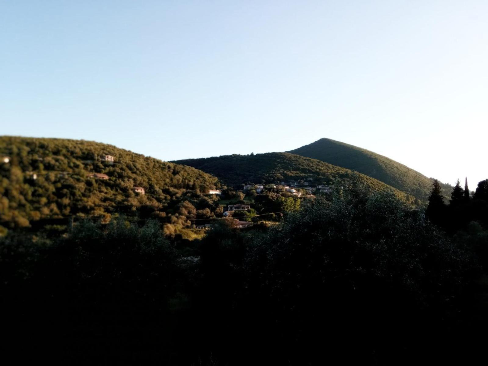 Lily Home_Lefkada ~ Private Country House Kondaraina ภายนอก รูปภาพ